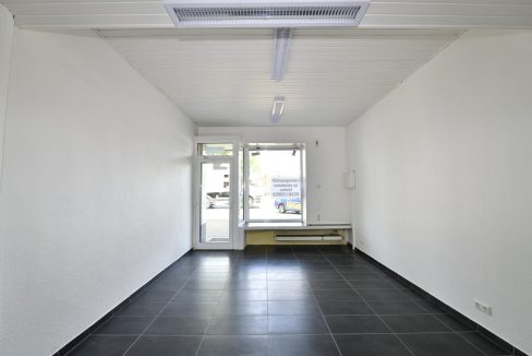 HN59_Laden_links_Aussen_Innennansicht_1_2