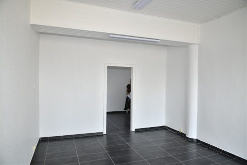 HN59_Laden_links_Aussen_Innennansicht_1_6