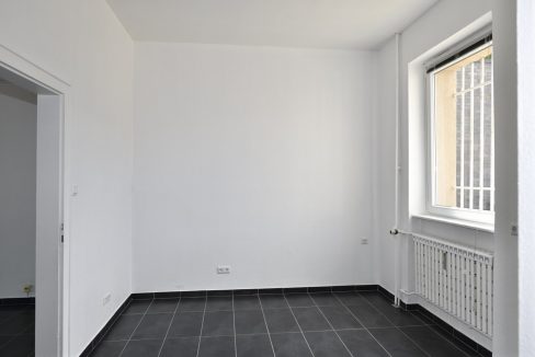 HN59_Laden_links_Aussen_Innennansicht_2_3