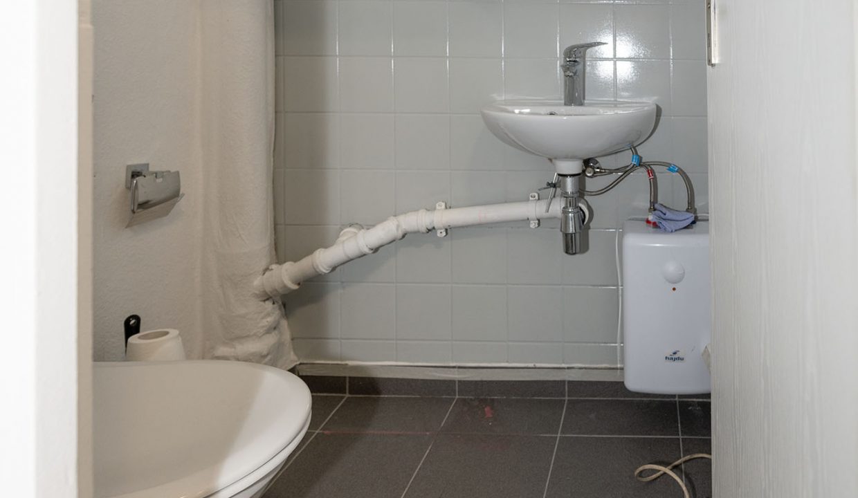 HN59_Laden_links_Aussen_WC_neu_1_1