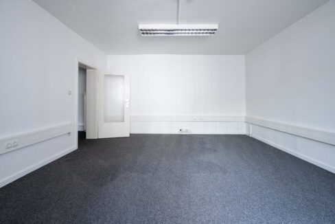 HN59_Nebengebaeude_rechts_Buero_1_2 Kopie