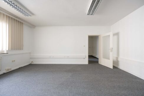HN59_Nebengebaeude_rechts_Buero_1_5 Kopie