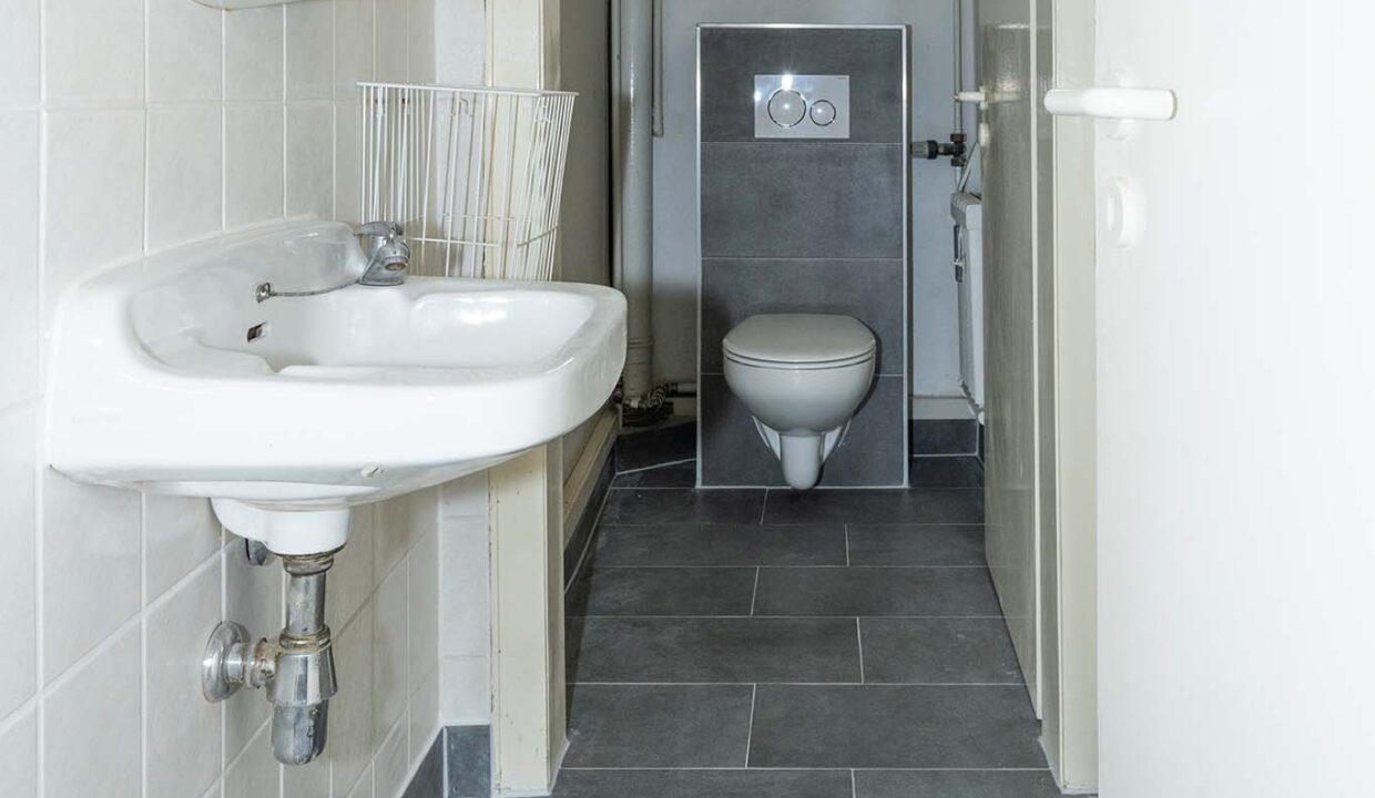 HN59_Nebengebaeude_rechts_WC_1 Kopie