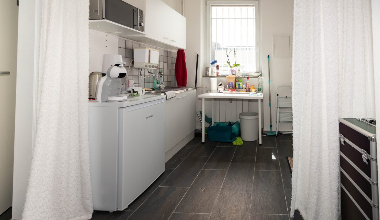 Laden_EG_Links_Kueche_1_1