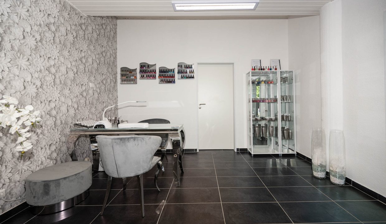 Laden_EG_Links_Raum2_2