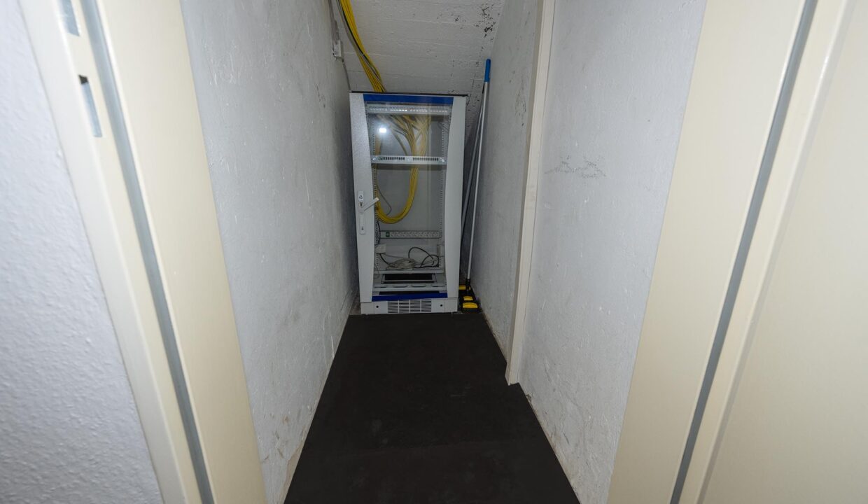 HN59_Nebengebaeude_rechts_Server_1 Kopie