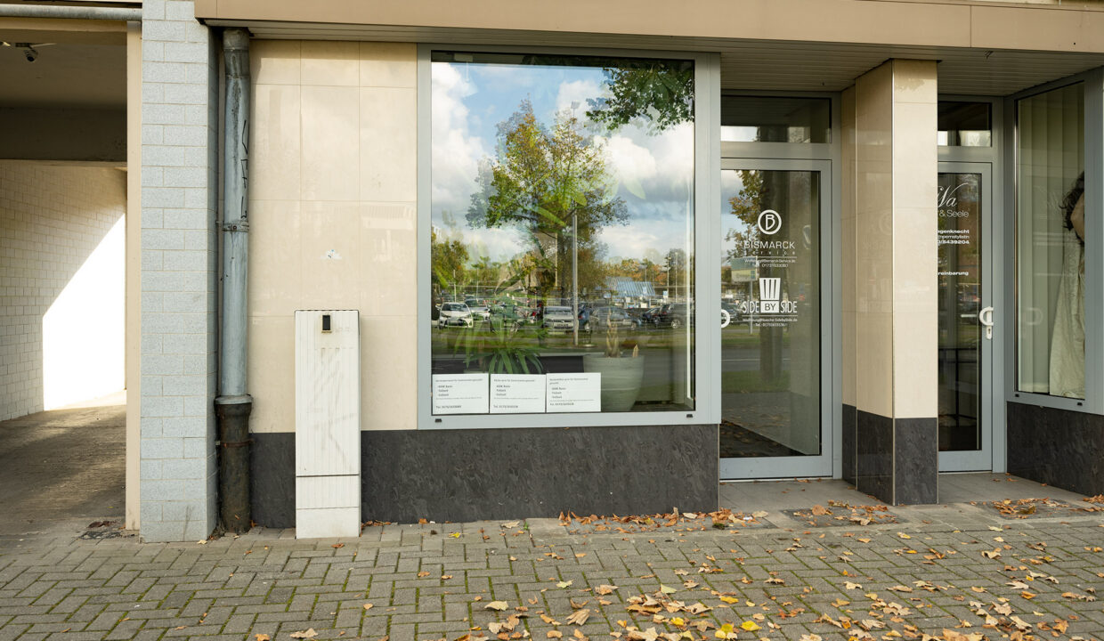 HN59_Laden_links_Aussen_2_2