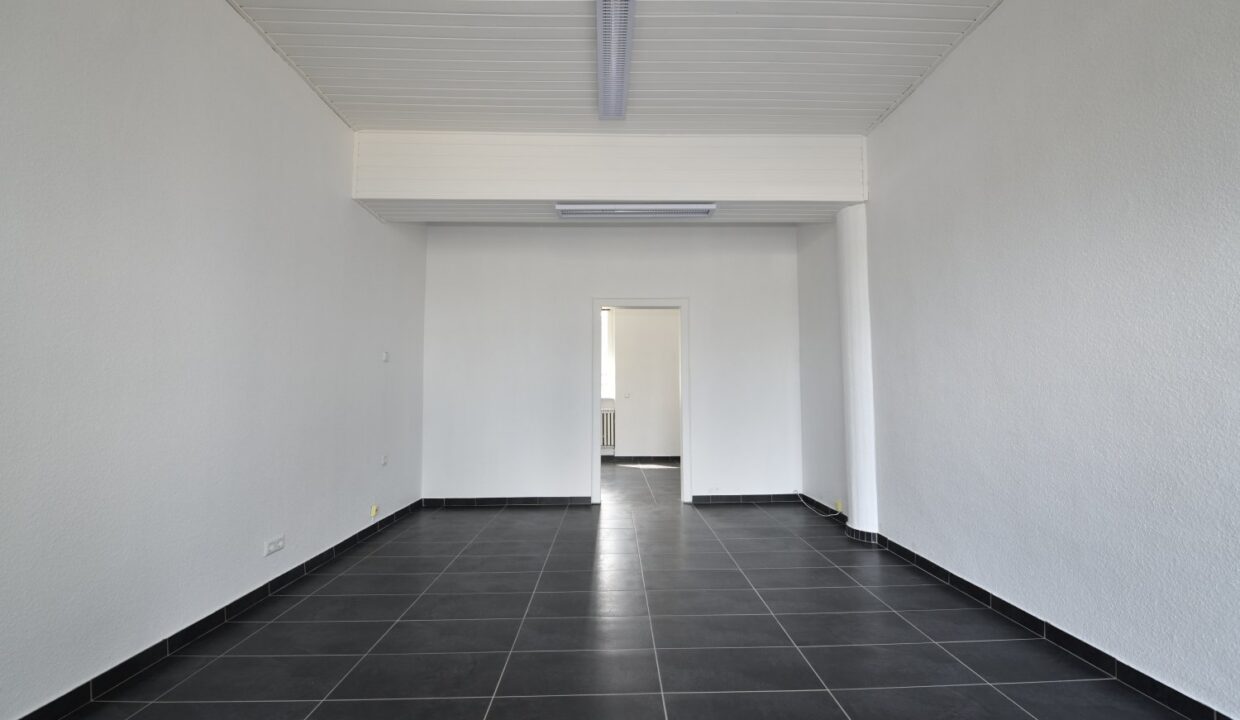 HN59_Laden_links_Aussen_Innennansicht_1_1