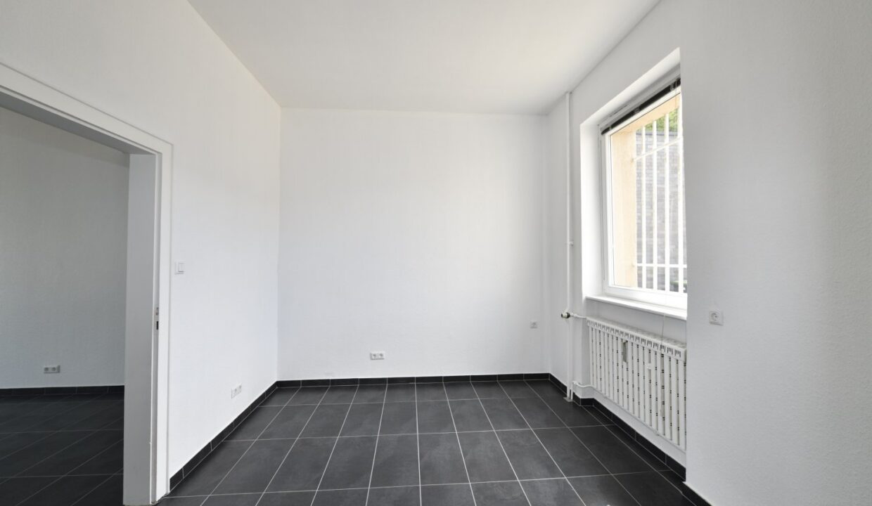 HN59_Laden_links_Aussen_Innennansicht_2_1