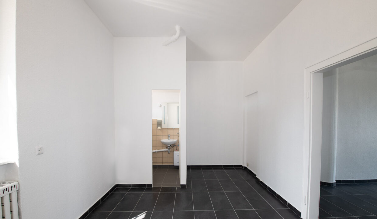 HN59_Laden_links_Aussen_Innennansicht_2_2-1