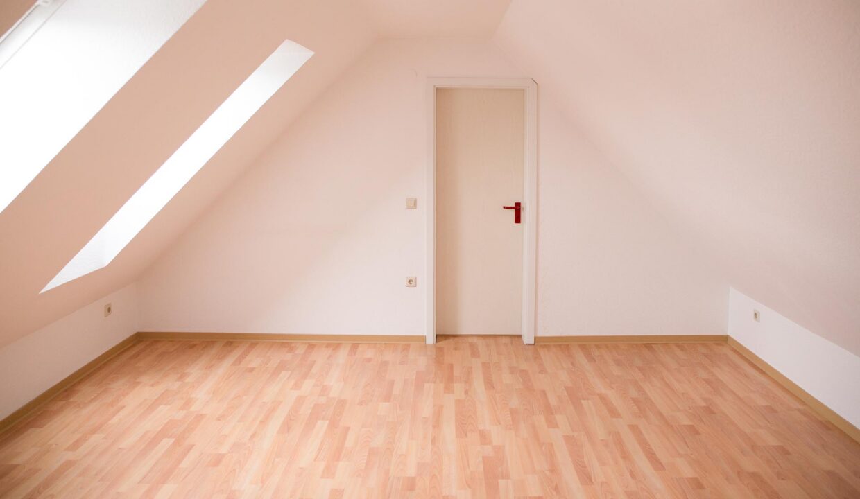 HN63-2-OG_links_1_Schlafzimmer_1-Kopie