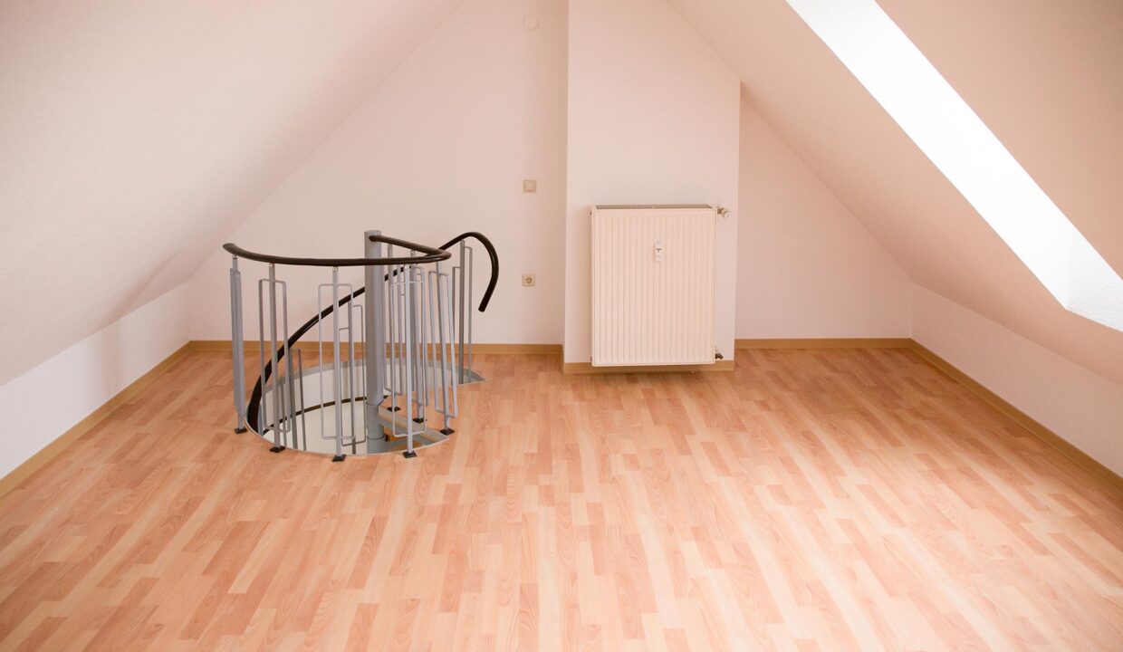 HN63-2-OG_links_1_Schlafzimmer_2-Kopie