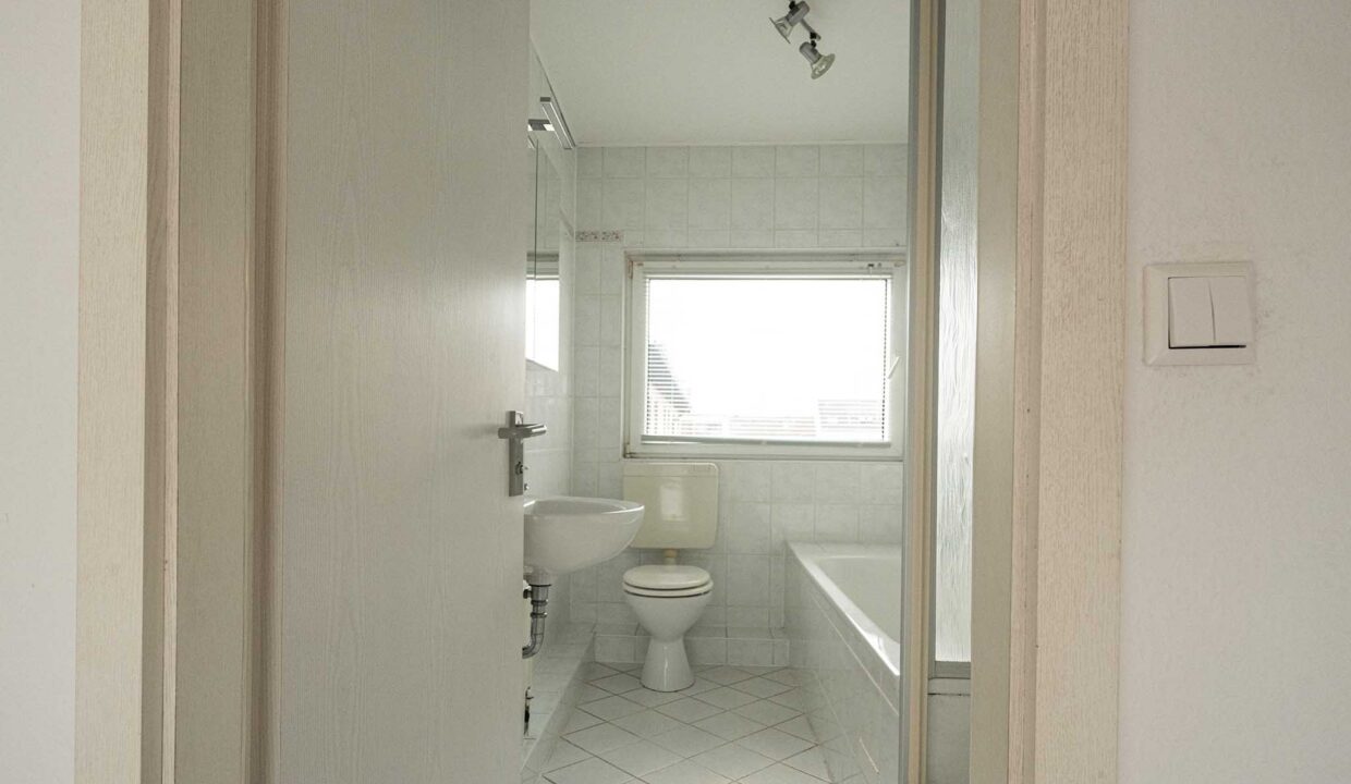 HN63_2OG_rechts_Bad_3-Kopie-1