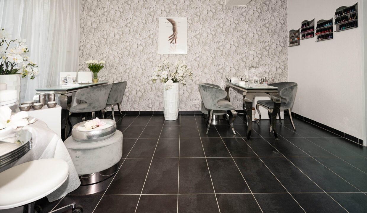 Laden_EG_Links_Raum2_1